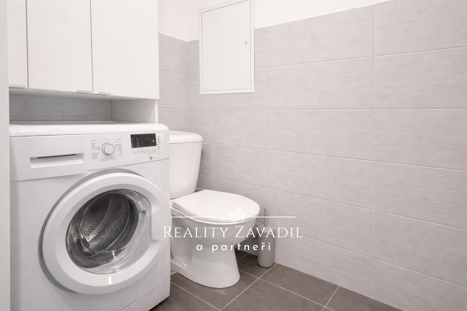 accd77d5-0612-4ec3-a1aa-91a42b8ef71b