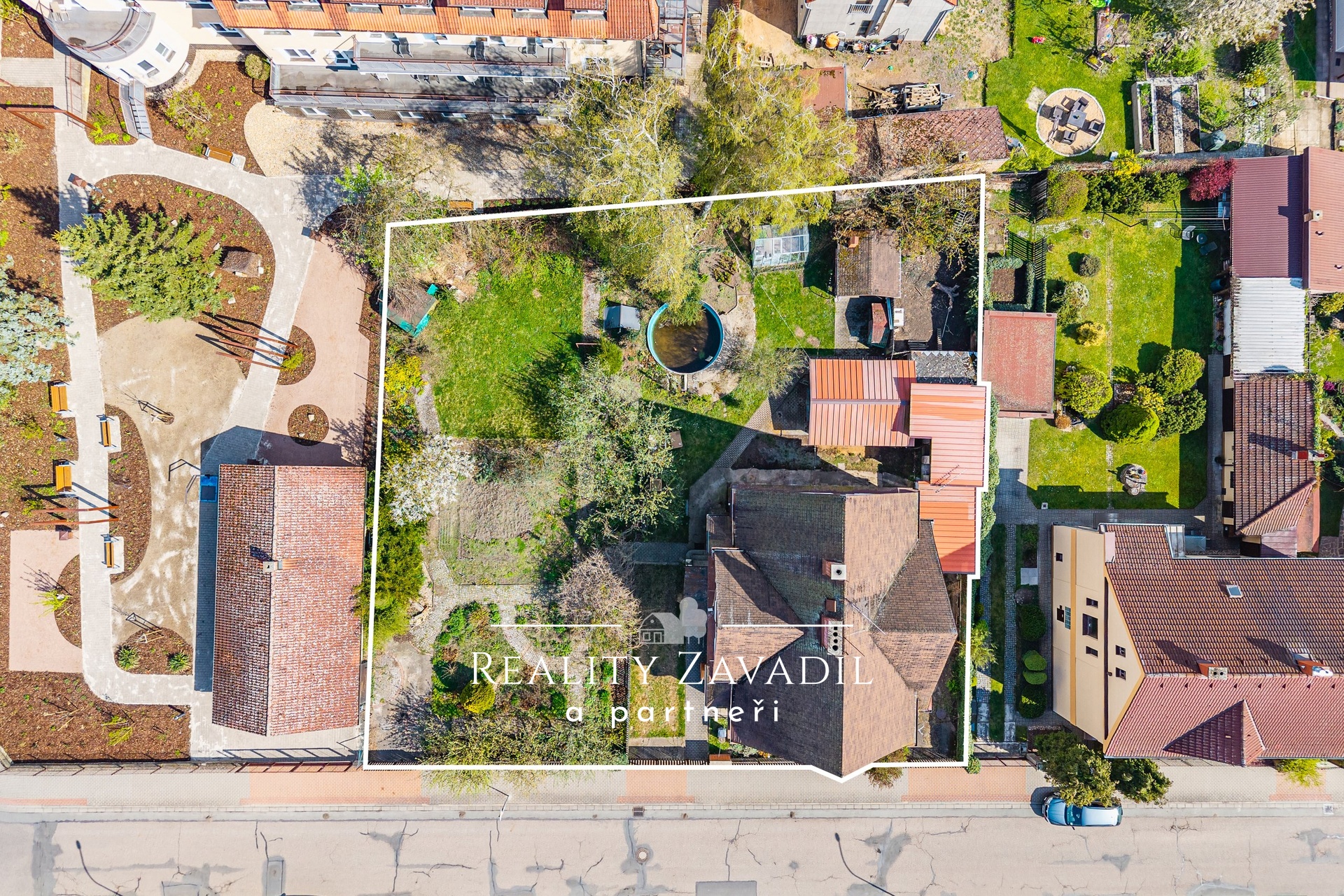 Prodej rodinného domu 216 m² – pohled 3