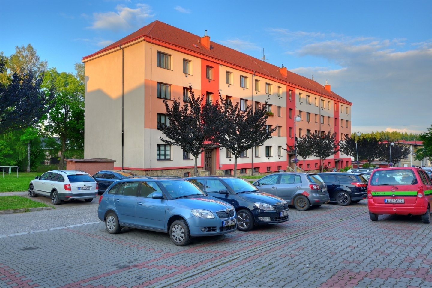 dům 