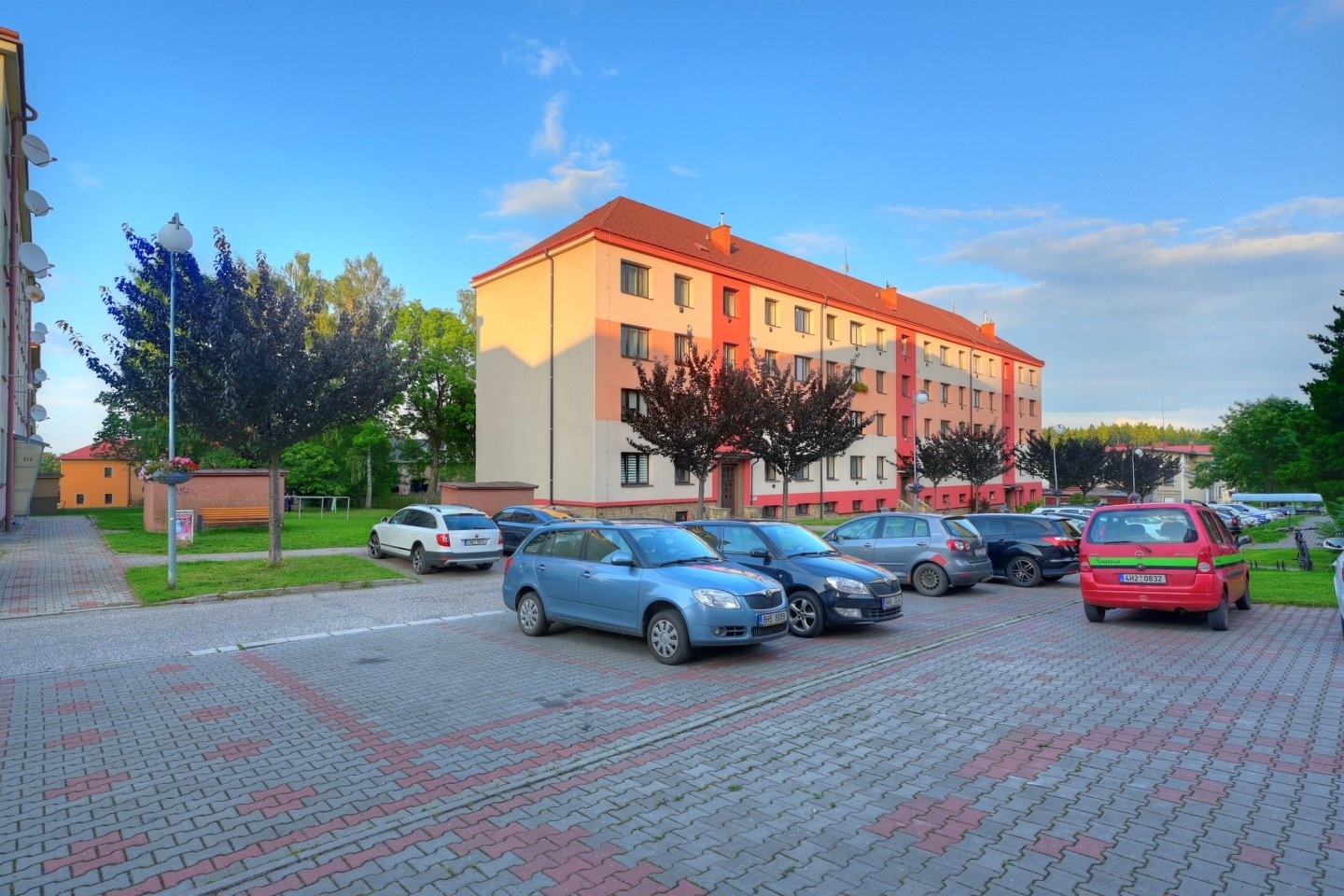 dům 