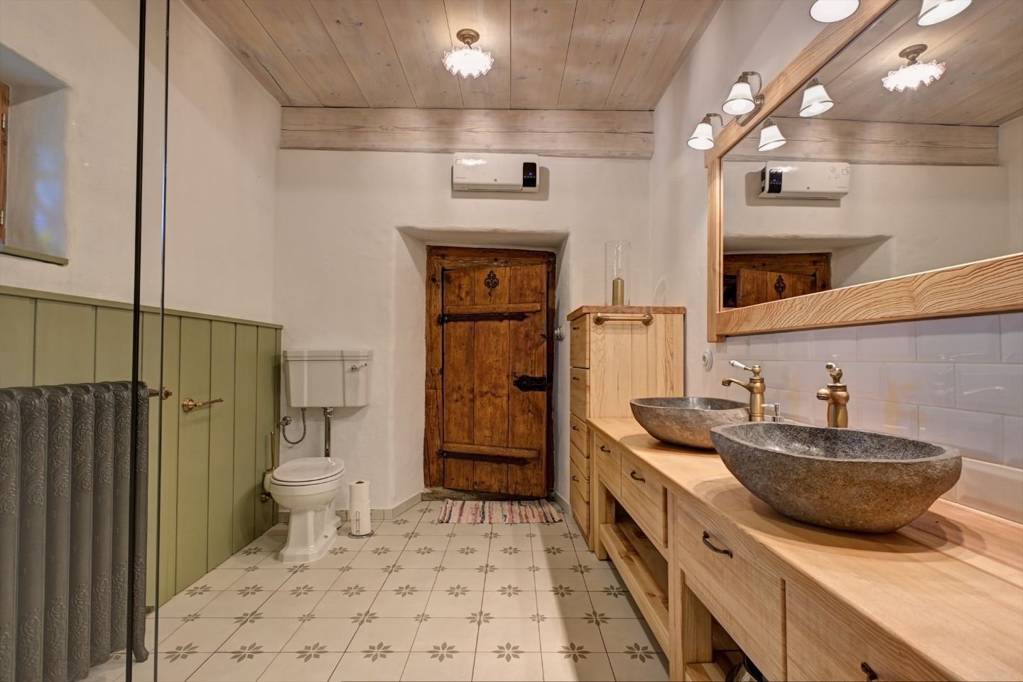 DSC_4810_1_2_3_4_fused