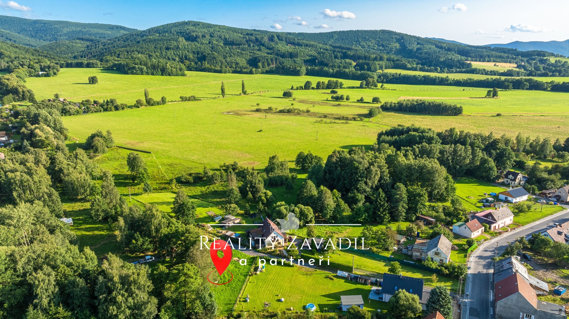 Prodej stavebního pozemku 1 335 m&sup2;, Nové Město pod Smrkem