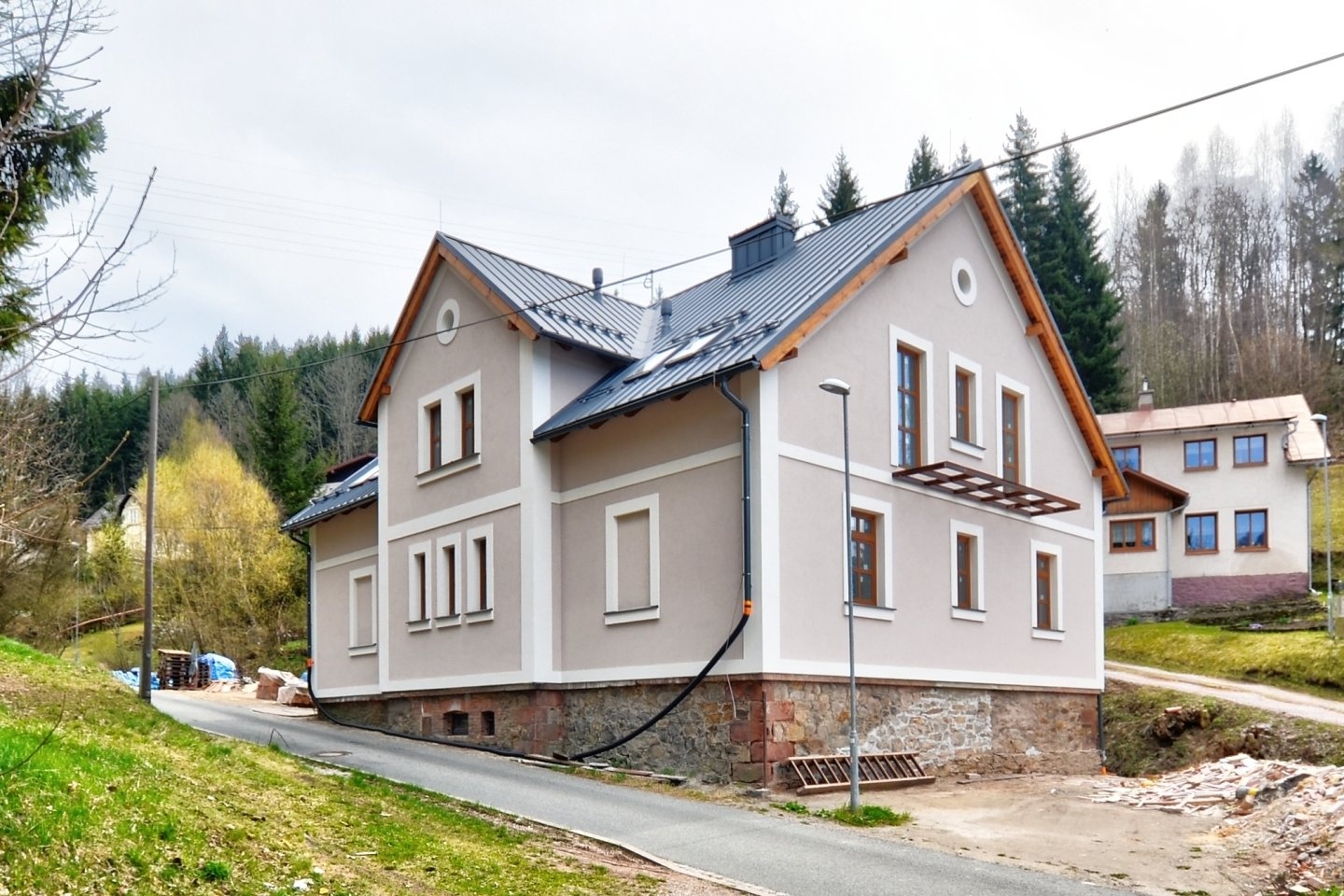 dům