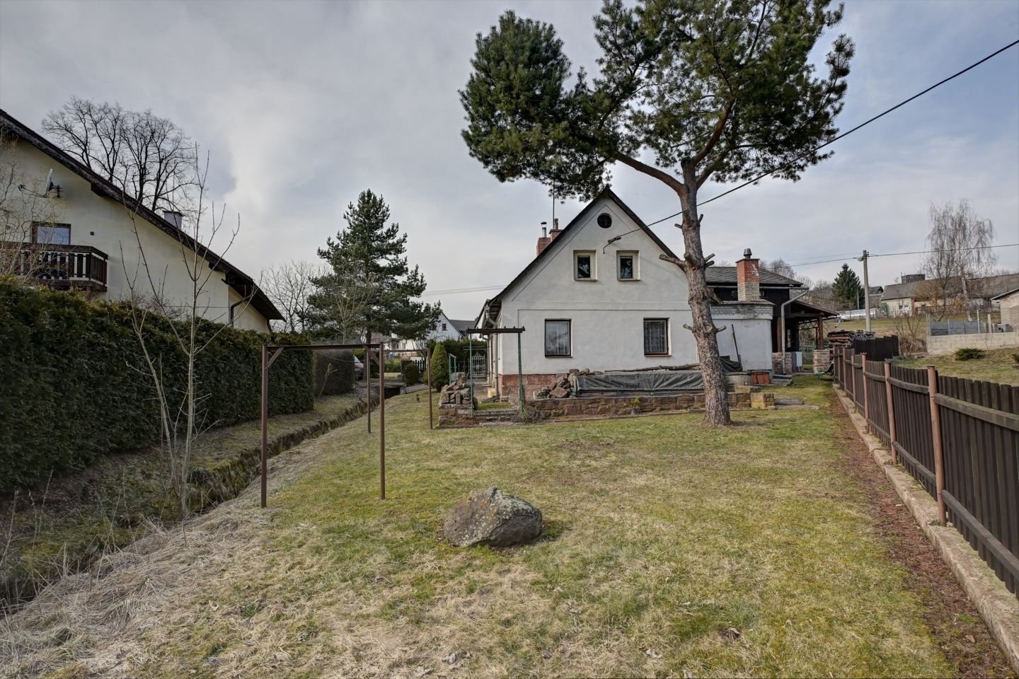 dům se zahradou