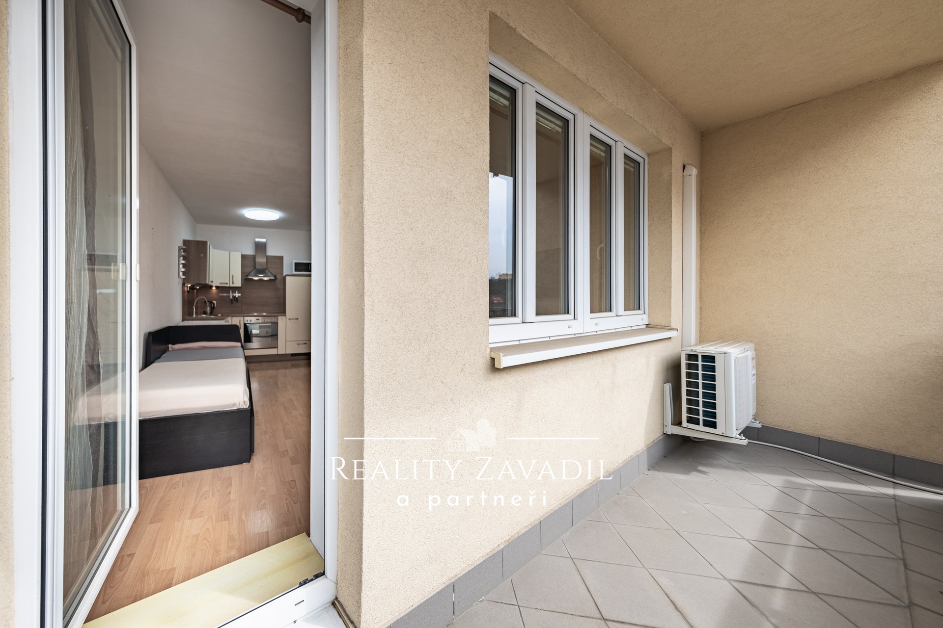 Prodej bytu 1+kk 36 m&sup2;, Praha - Hostivař, Ul. Bratislavská