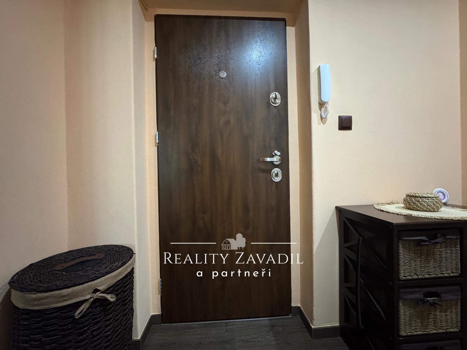 WhatsApp Image 2025-11-06 at 16.07.05 (3)