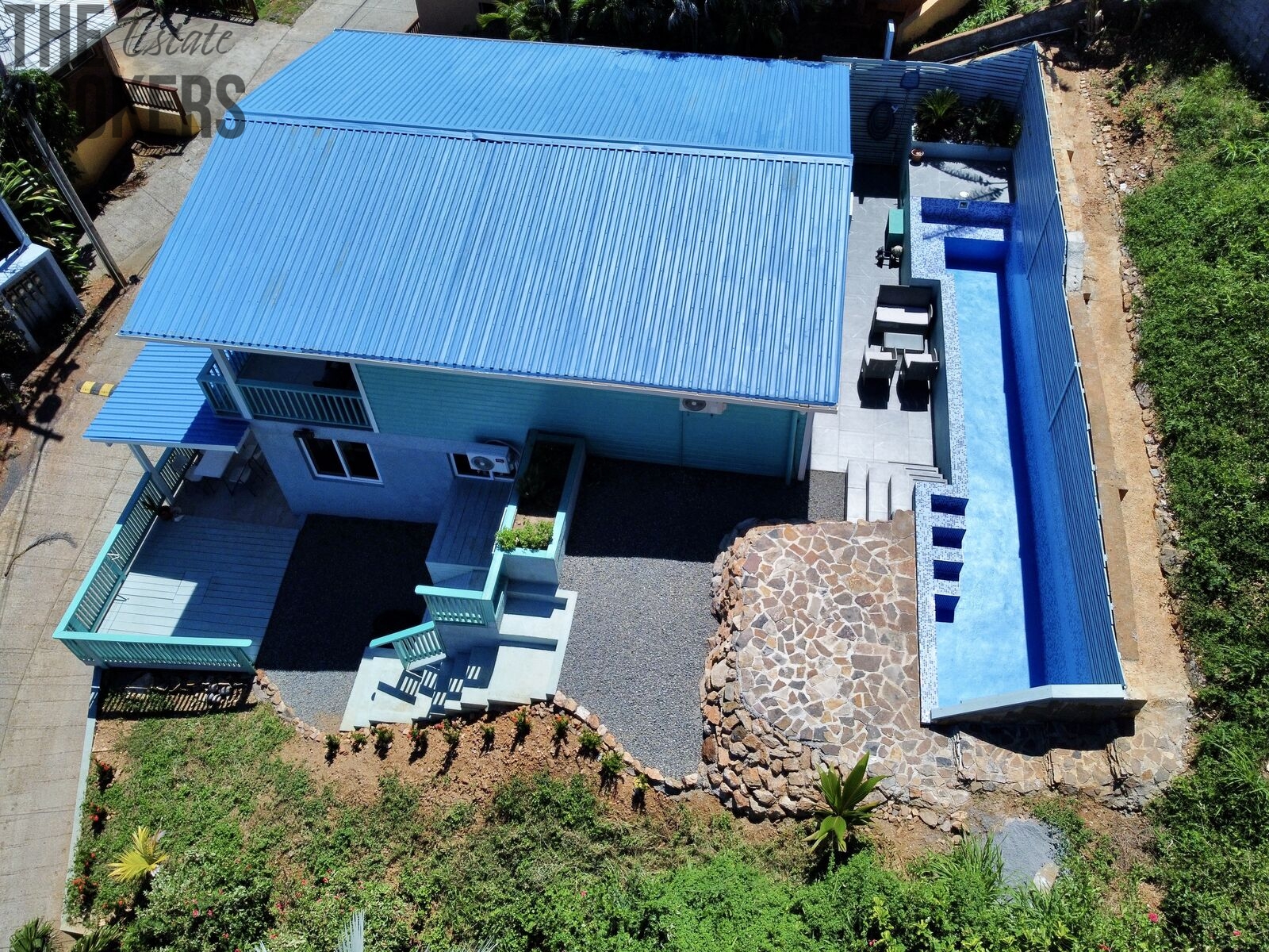 Casa Azul, Czech Village