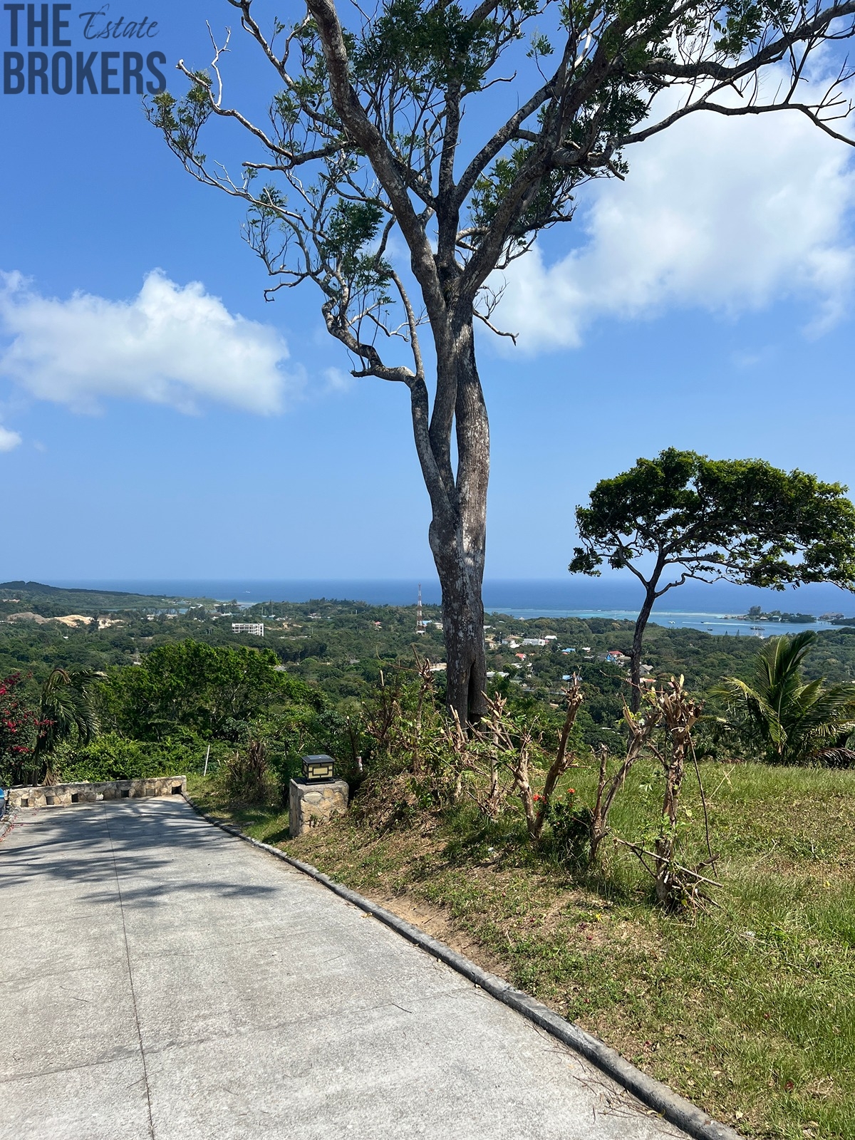 Lot#31  Coral View Village, Roatan