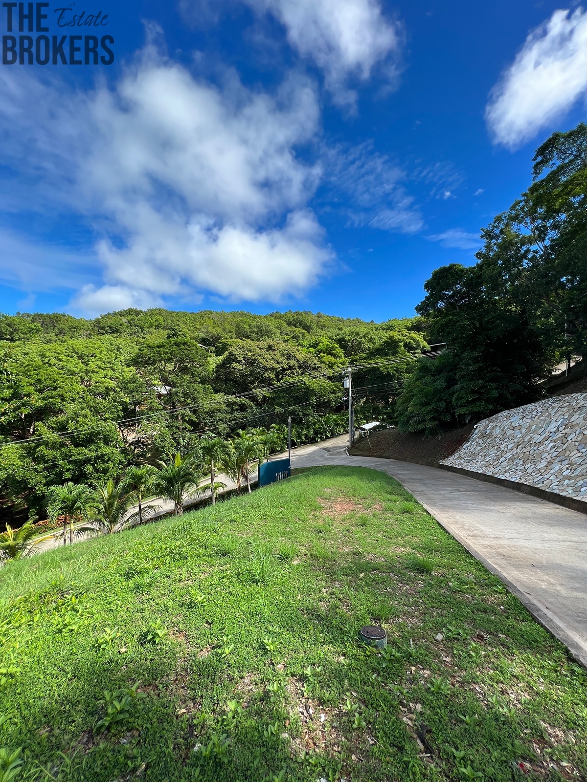 Diamond Hill Resort Lot#8D Diamond rock, Roatan