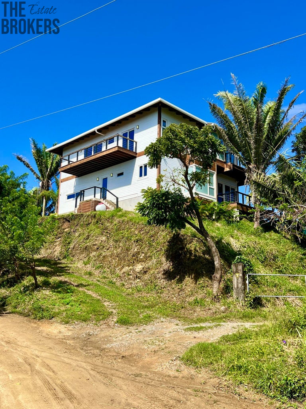 The Ridge Top Home Tres Flores