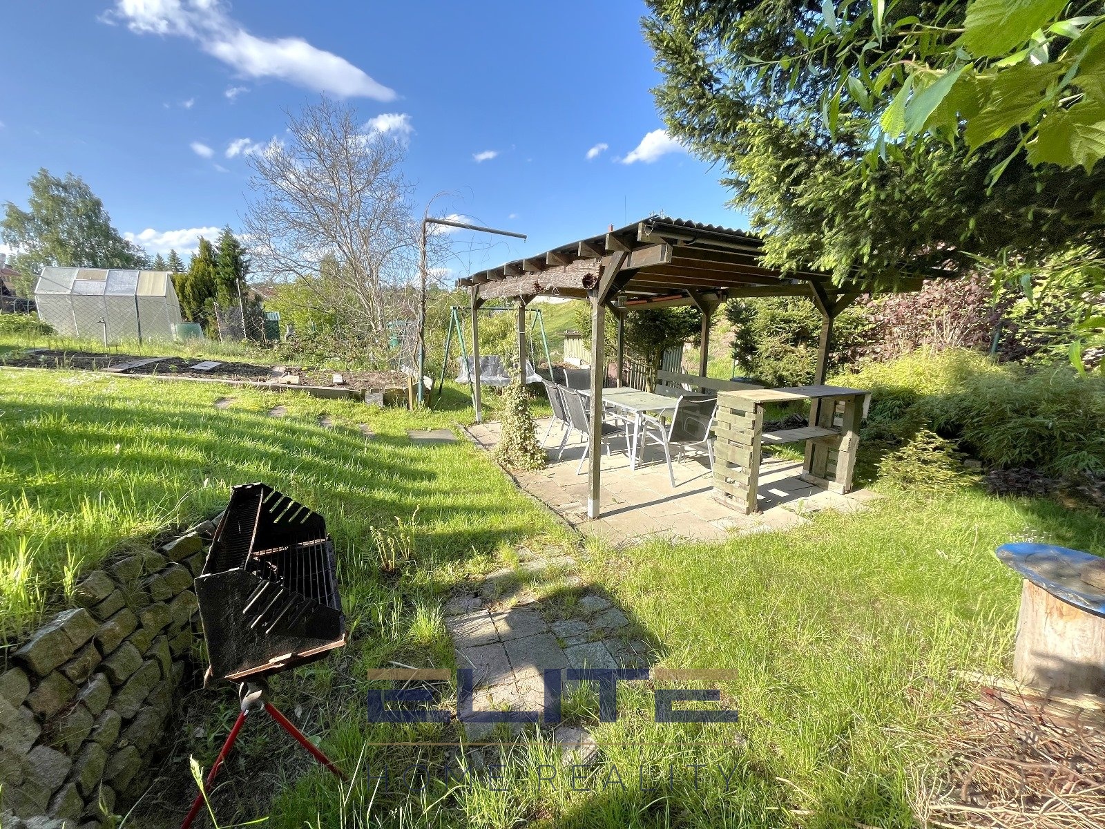 N00028_chata_pergola_