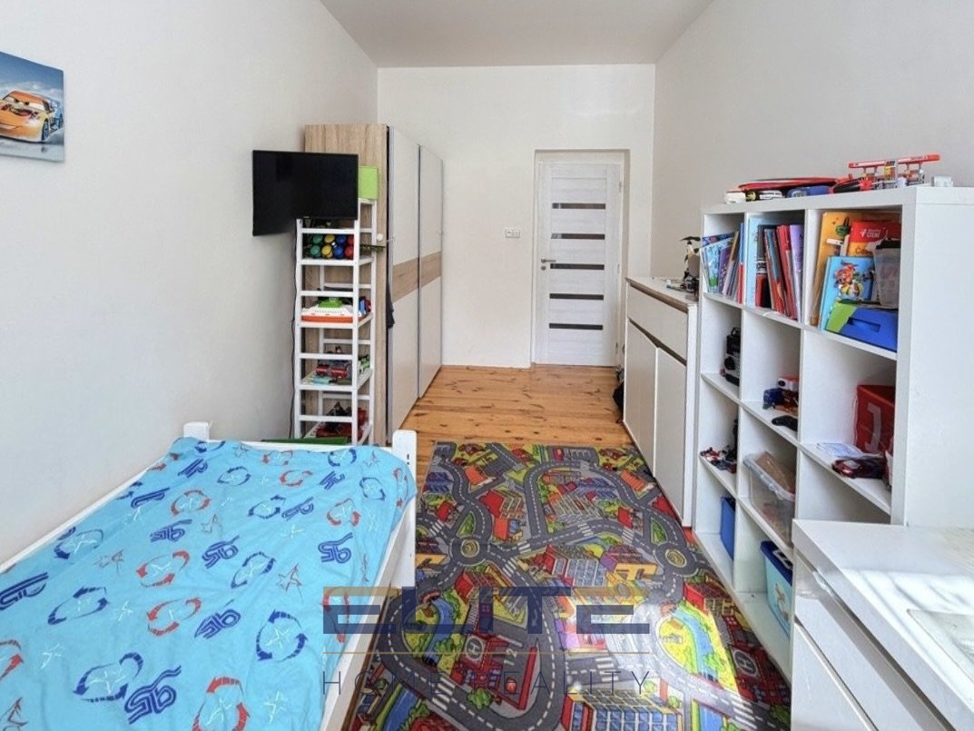 prodej-bytu-3-kk-73-m2-s-terasou-12-m2-a-zahradou-