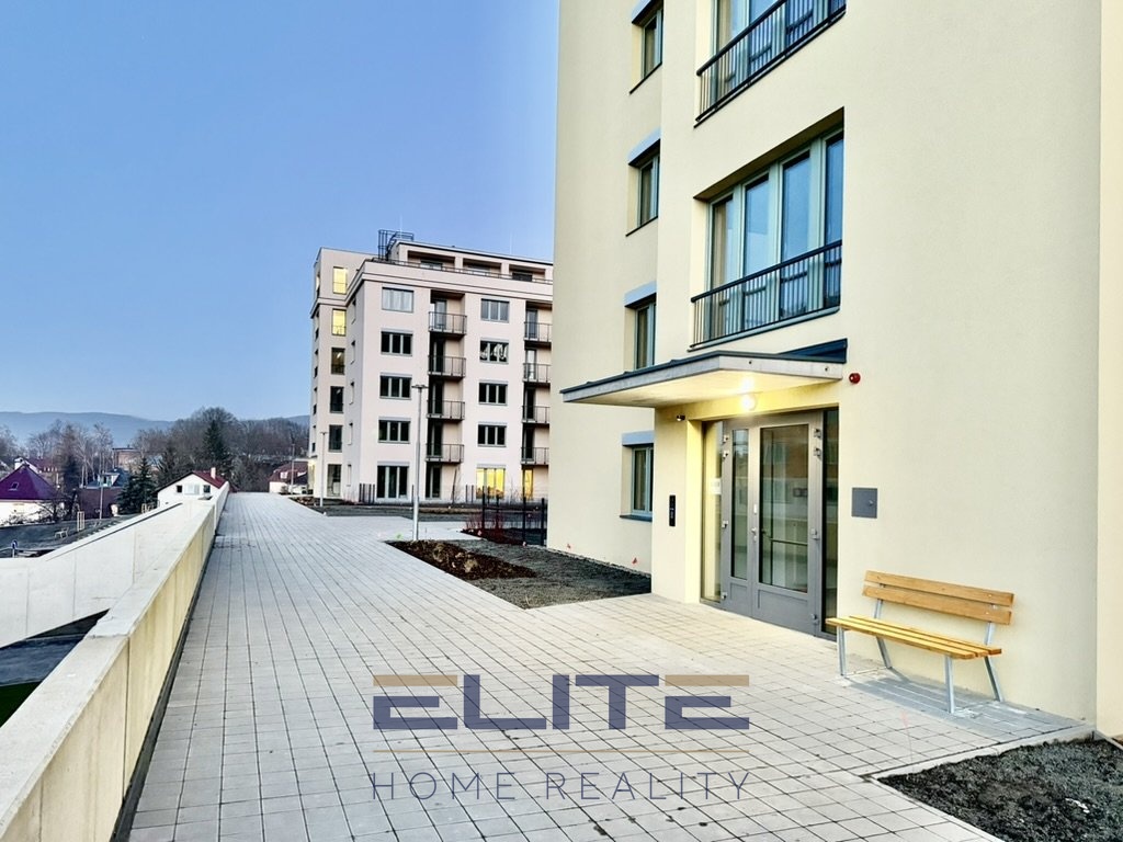 46C8A57D-CAE7-4C66-8517-1852E120C858_1_105_c