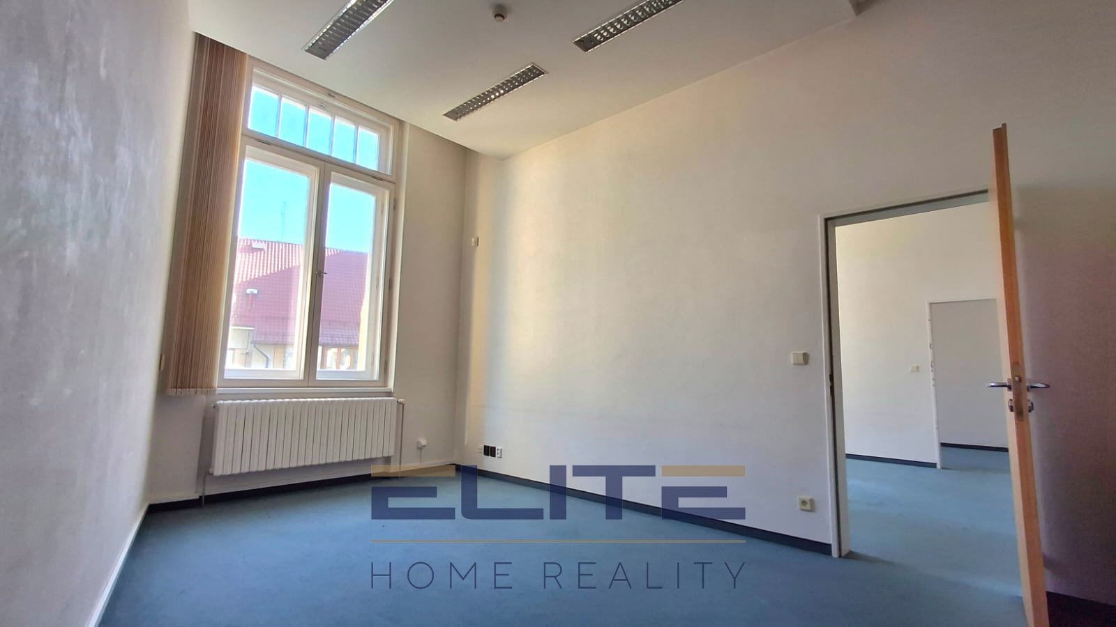 00199_Kancelář pravá