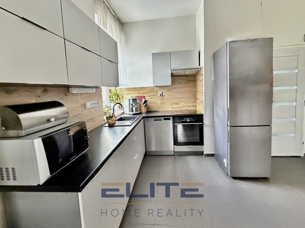 prodej-bytu-3-kk-73-m2-s-terasou-12-m2-a-zahradou-