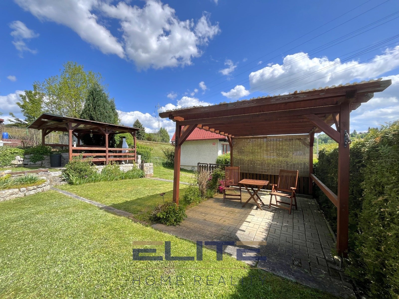 N00027_Parkovací stání