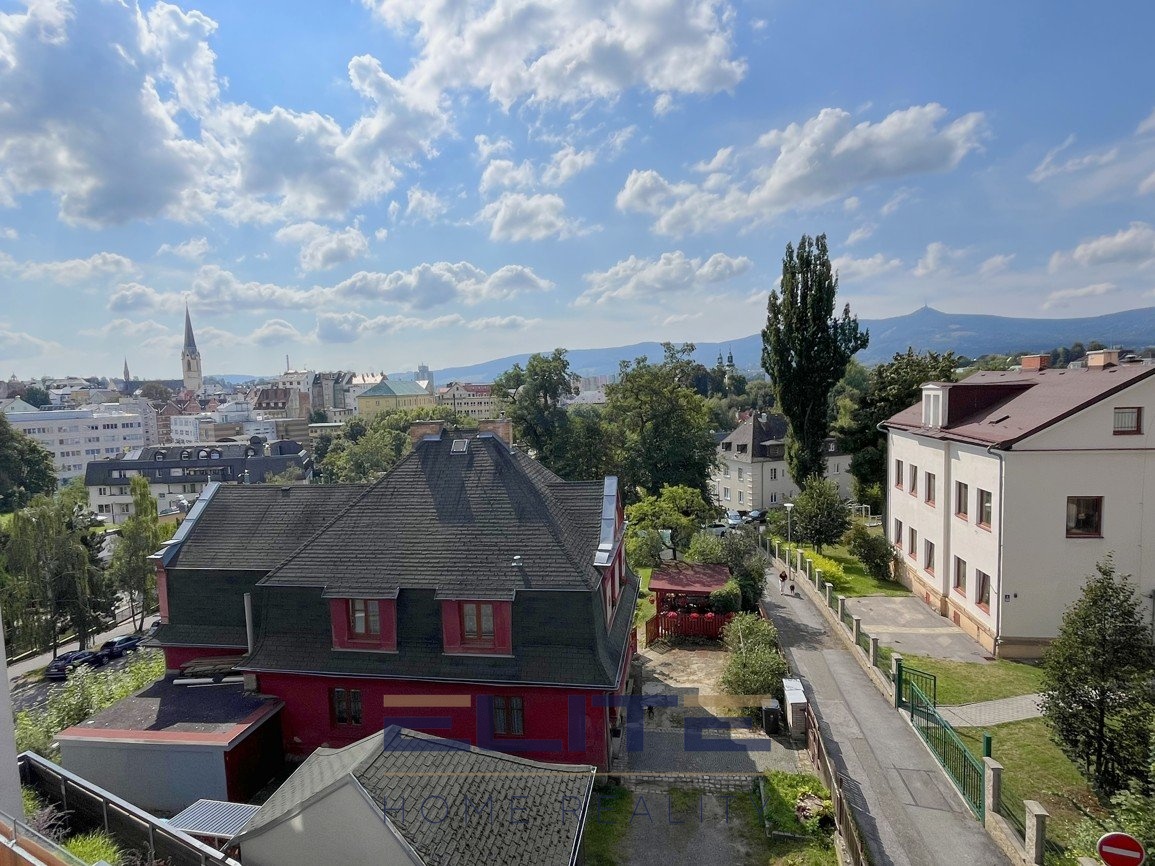 00092_výhled z balkonu