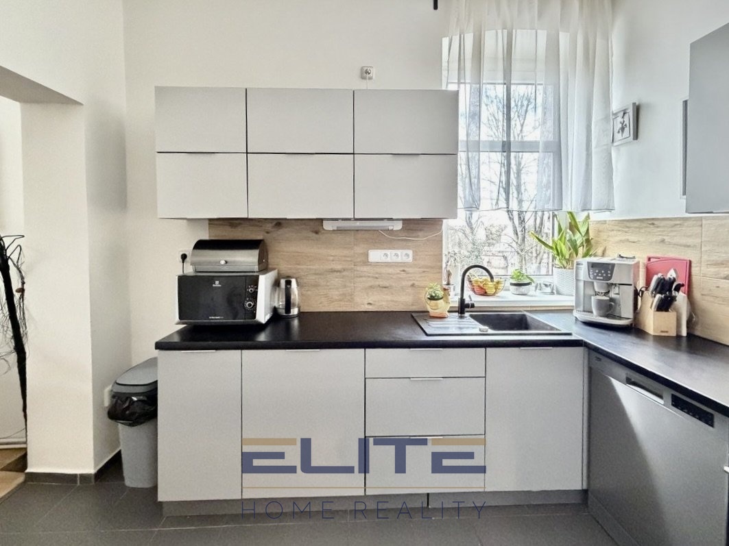 prodej-bytu-3-kk-73-m2-s-terasou-12-m2-a-zahradou-