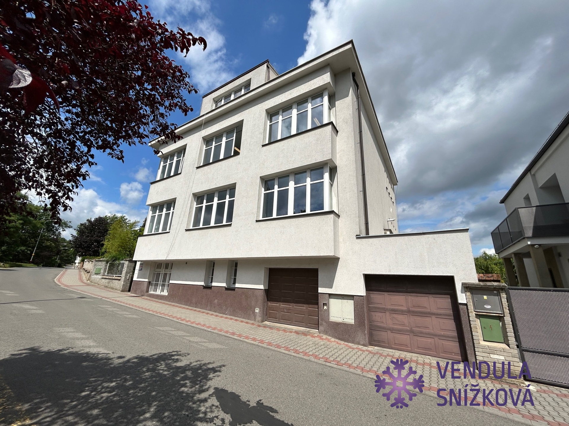 dům