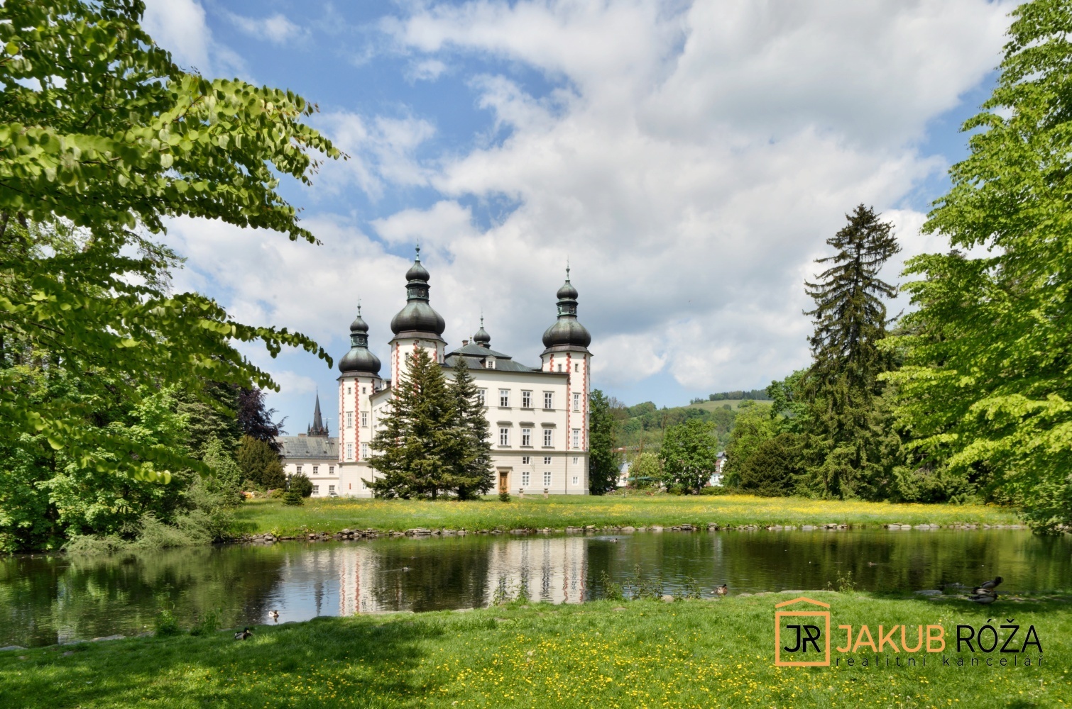 Zámecký park ve Vrchlabí