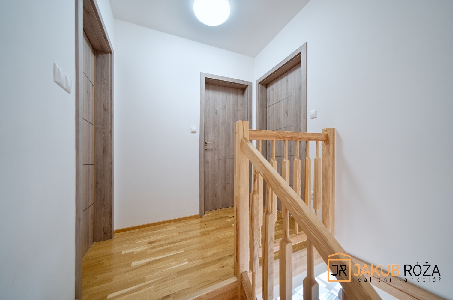 Schodiště a chodba