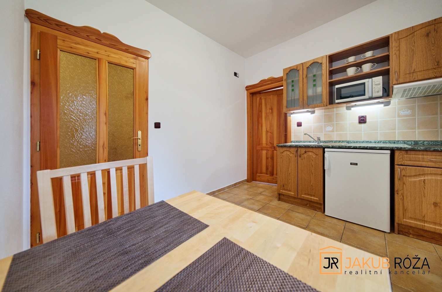 Kuchyň s jídelním koutem