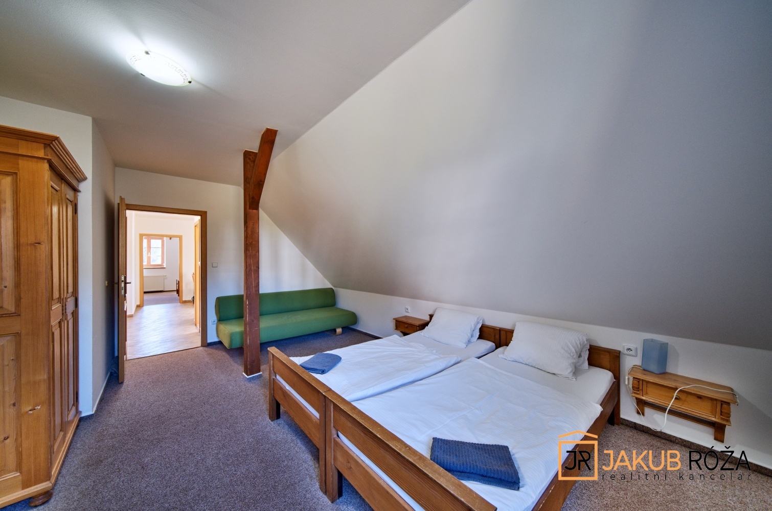 Dvoupokojový apartmán v 2NP