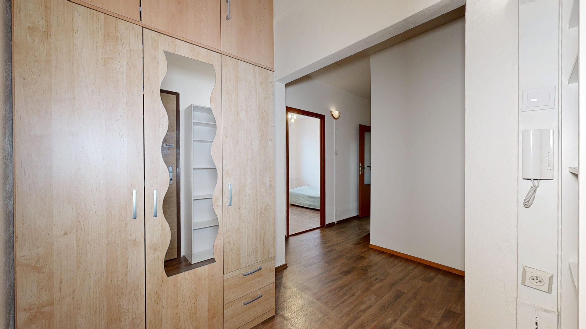 Byt-Lhenicka--02172026_182344