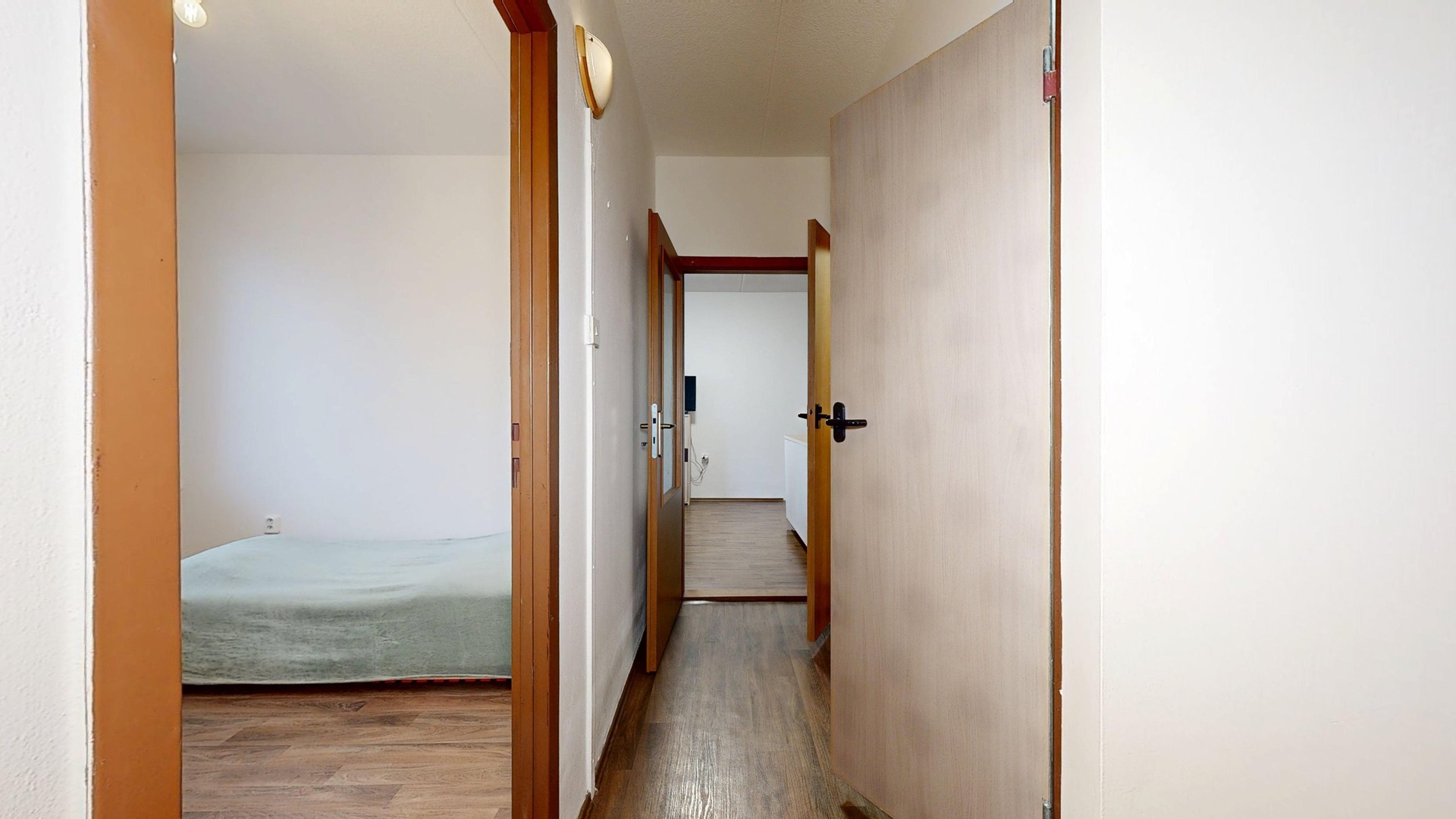 Byt-Lhenicka--02172026_182418