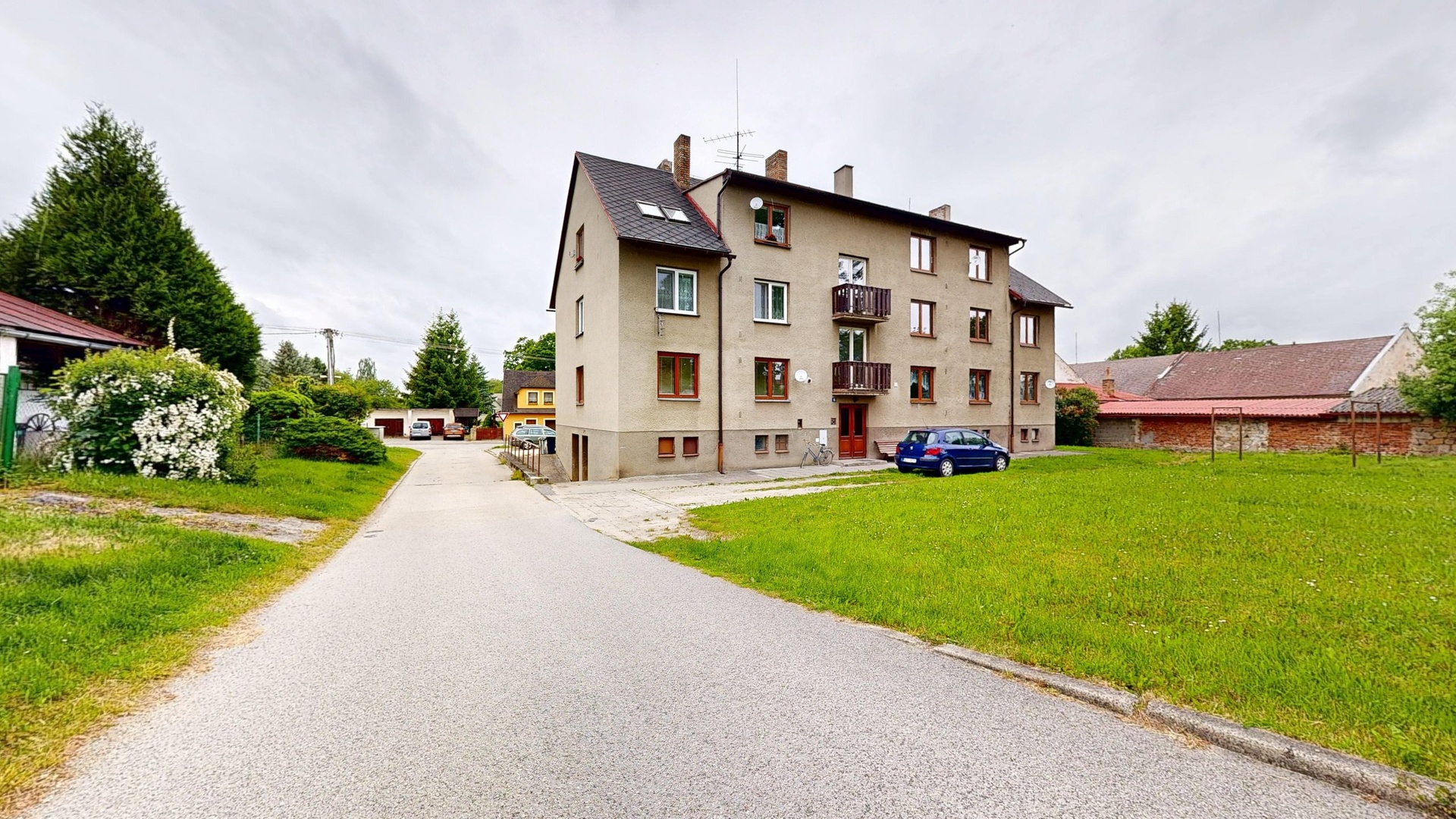 Byt-Clunek-Apeltauer-06052025_162407