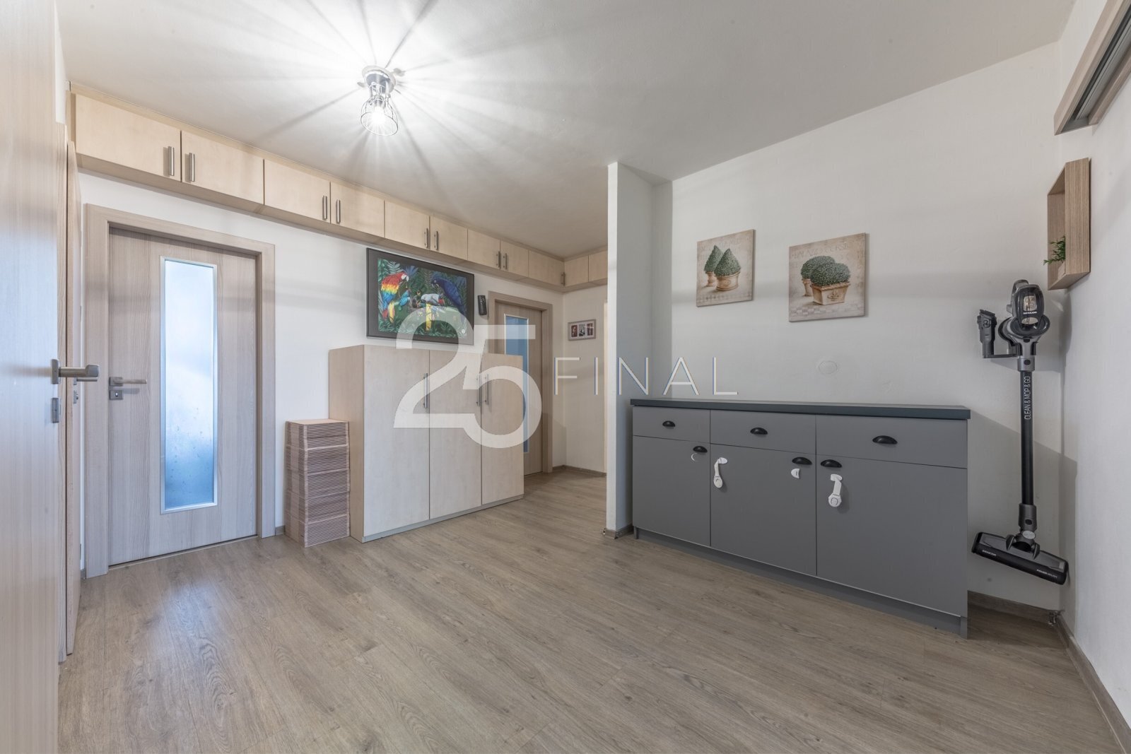 WE6A5719-HDR.jpg
