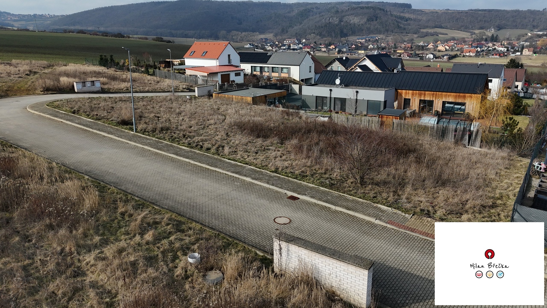 Prodej_pozemku_Kraluv_dvur_Trubin_996m2 (17)