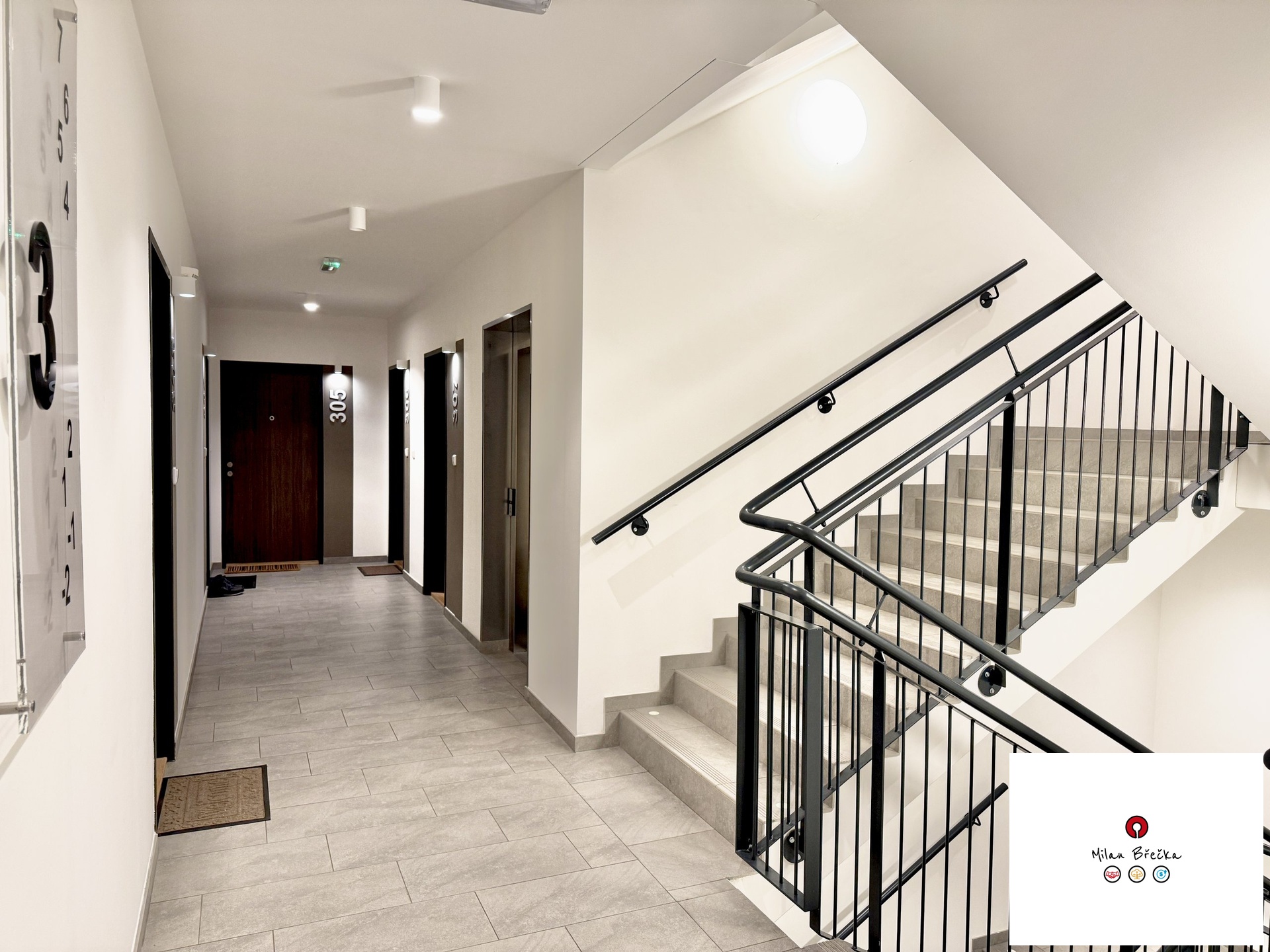 Prodej_bytu_2+kk_Praha_5_Stodulky_Ferrariho (2)