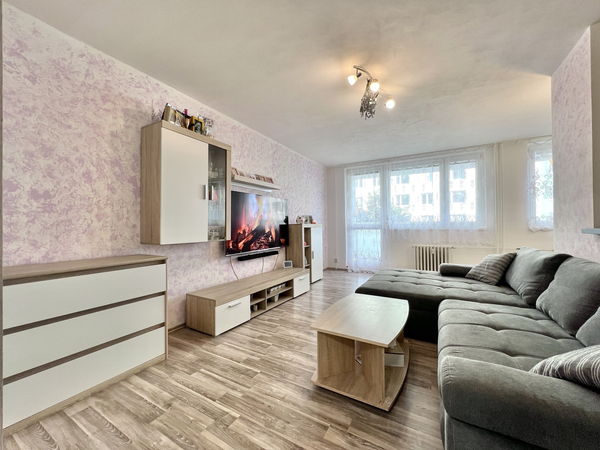 Pronajem_bytu_3+1_Cesky_Brod_Na_Cihlene (1)