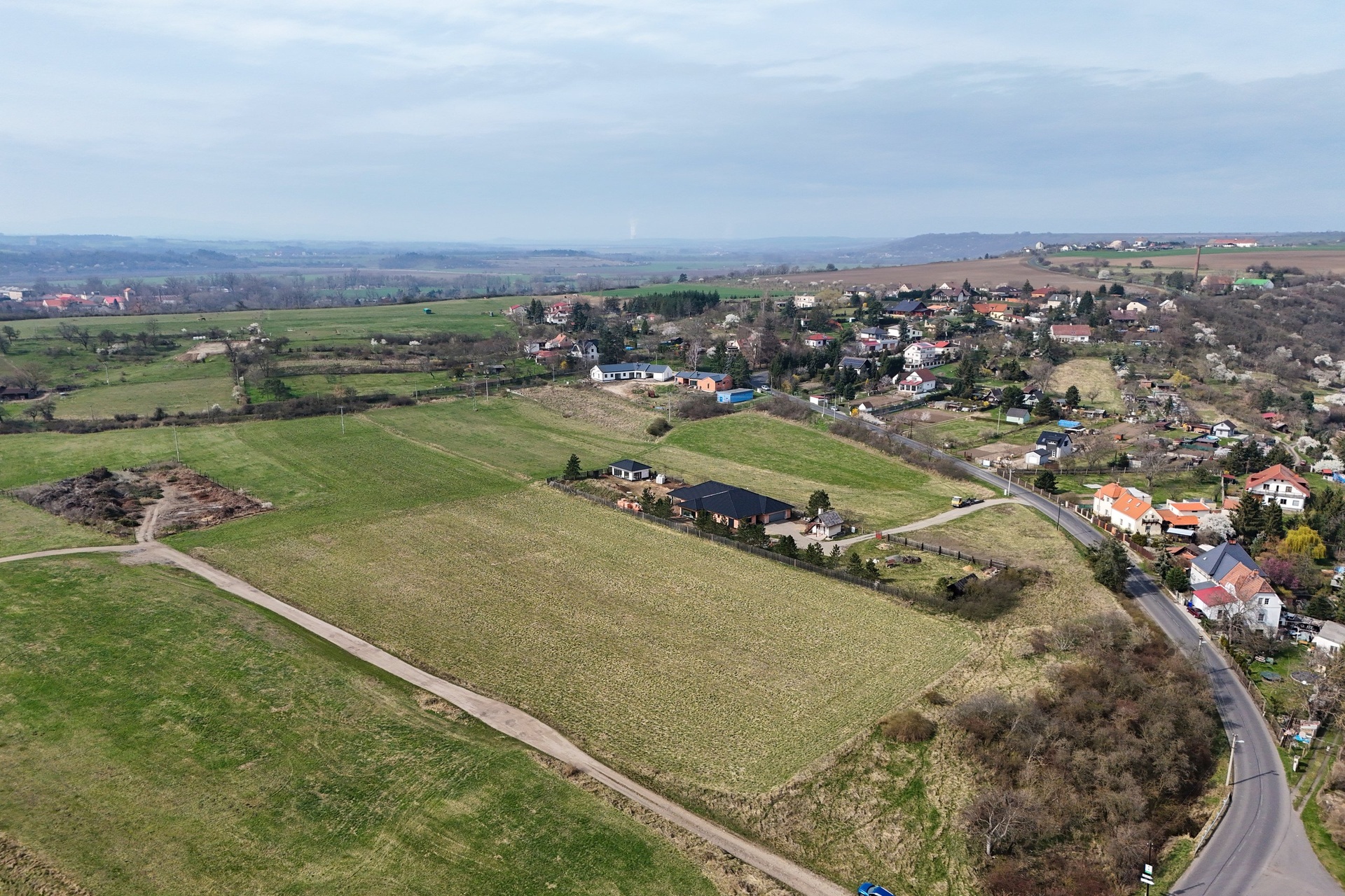 Prodej-pozemku-zatec (1)