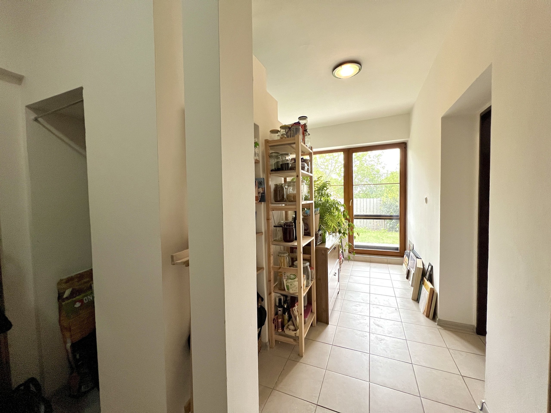 Pronajem bytu 1+kk_Praha_Jinanice_Soubezna,55_m2 (9)