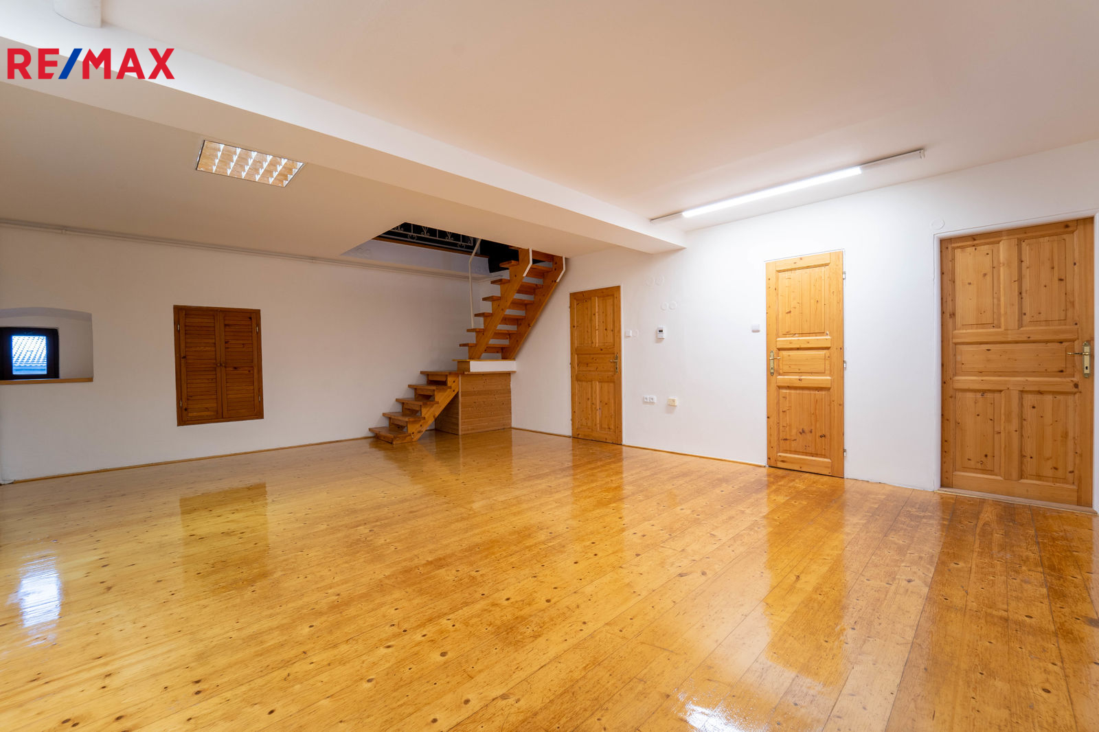 Obytné prostorné patro (2. NP)