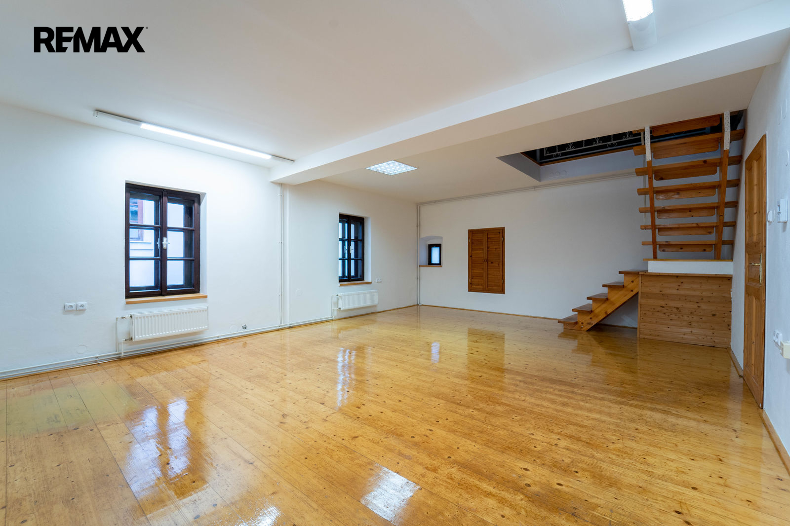 Obytné prostorné patro (2. NP)