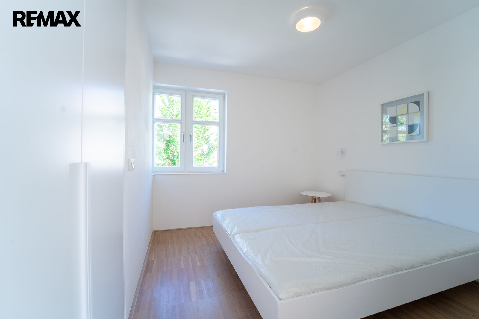 Ložnice s úložnými prostory