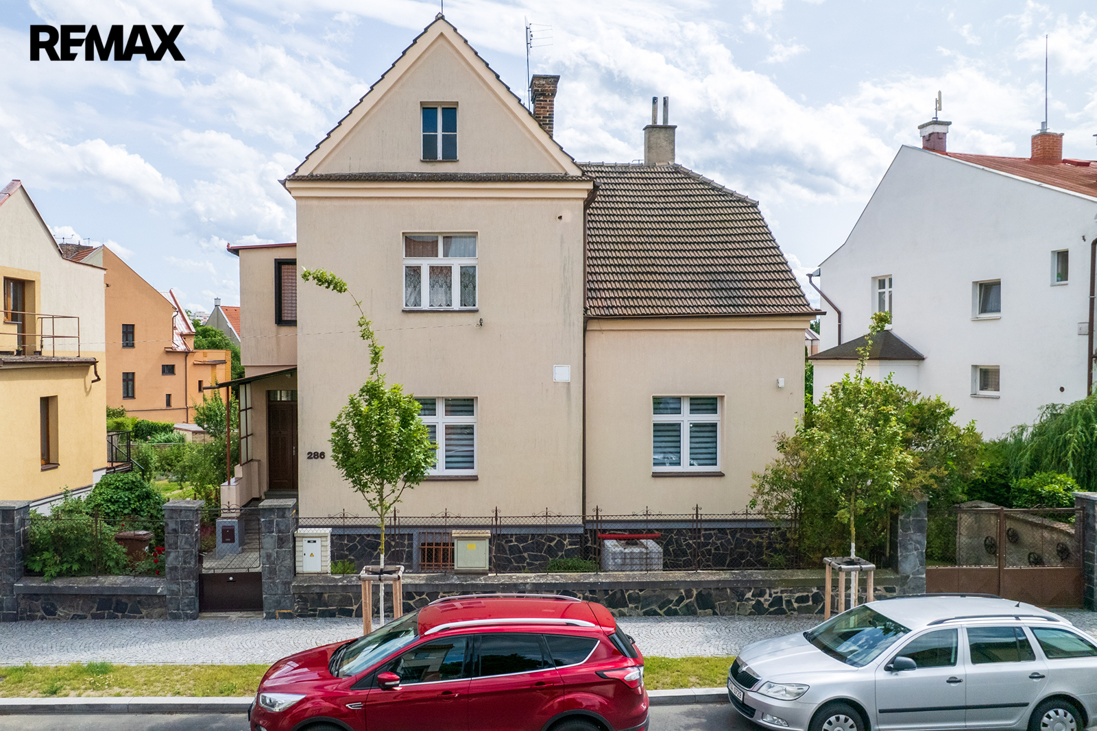 Pohled na dům ze Zborovské ulice