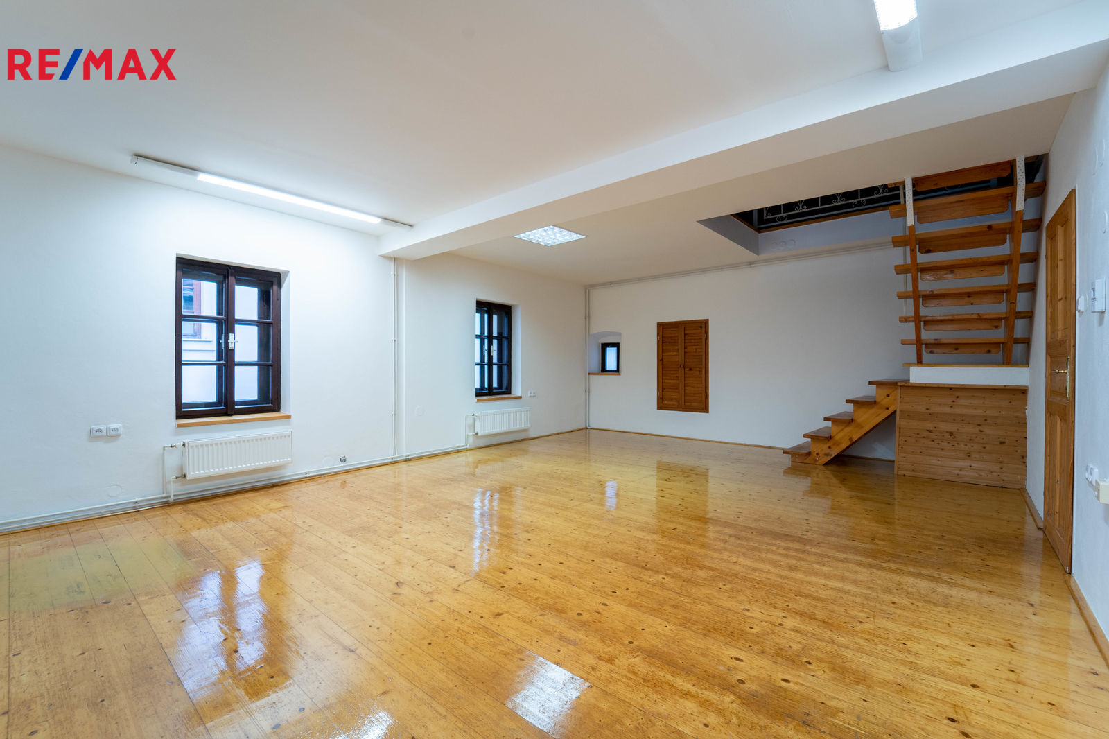 Obytné prostorné patro (2. NP)