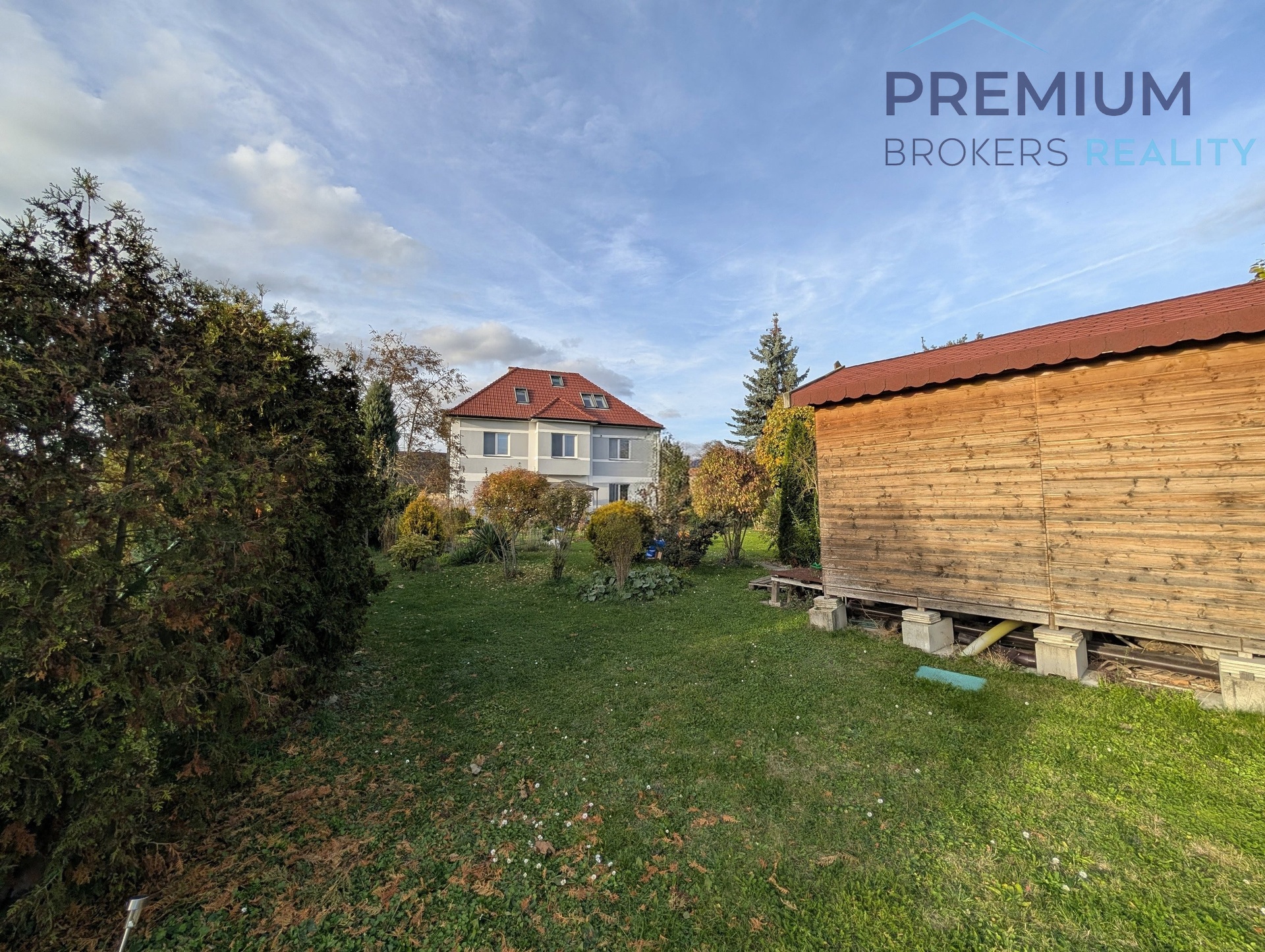 PXL_20251029_141448117.MP~2