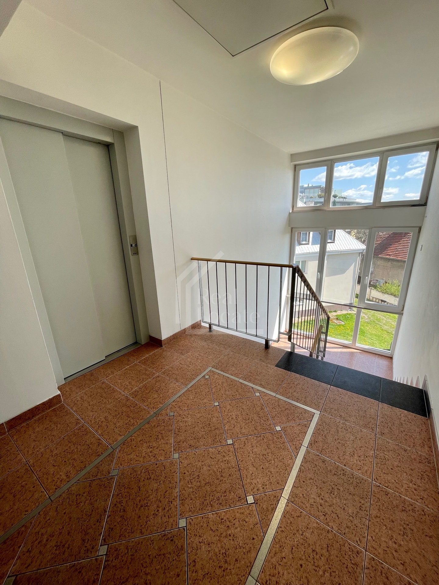 Pronájem bytu 1+kk a garsoniéry Praha 15 800 Kč za měsíc, foto 9