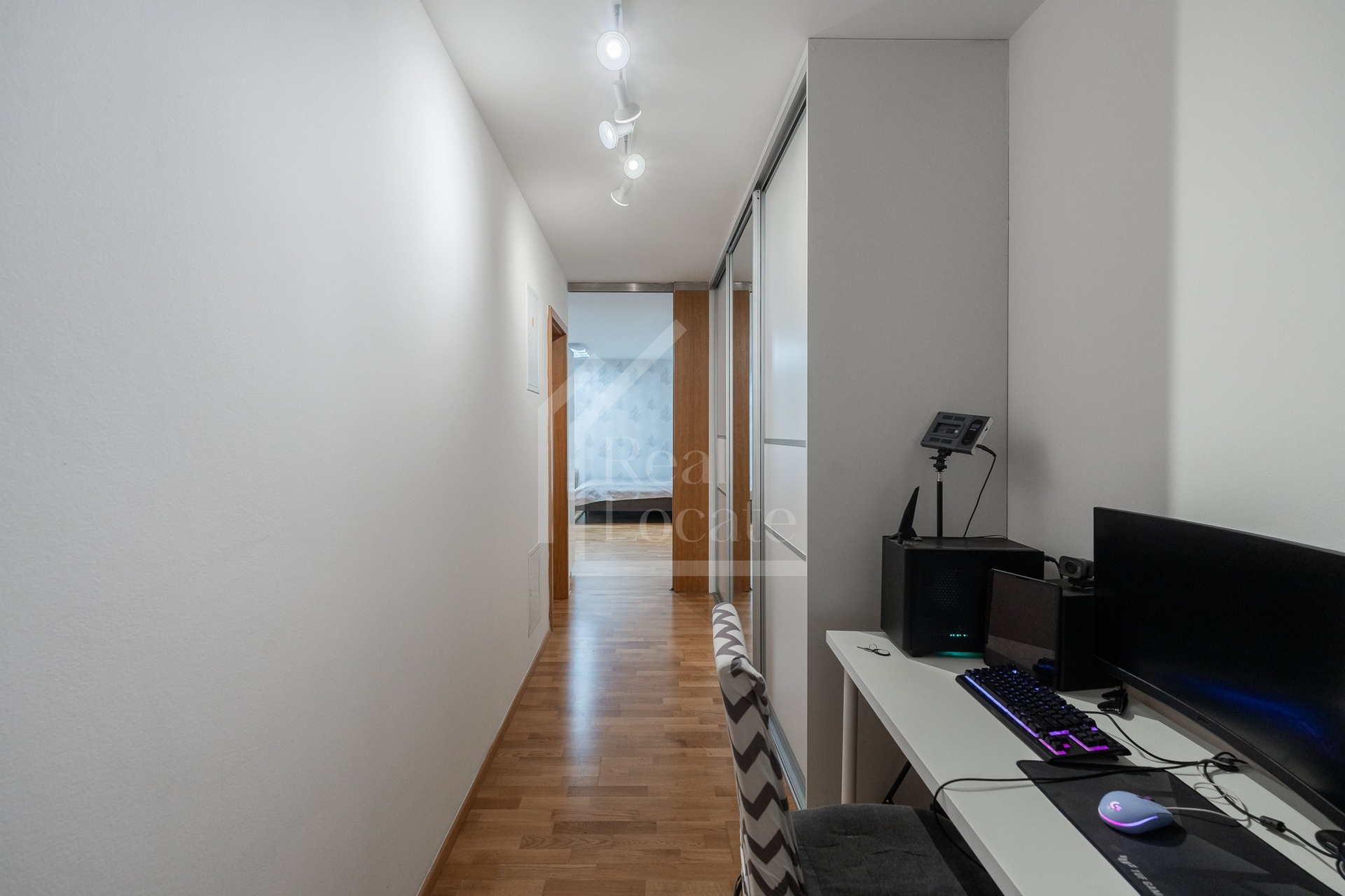 DMA00076-HDR