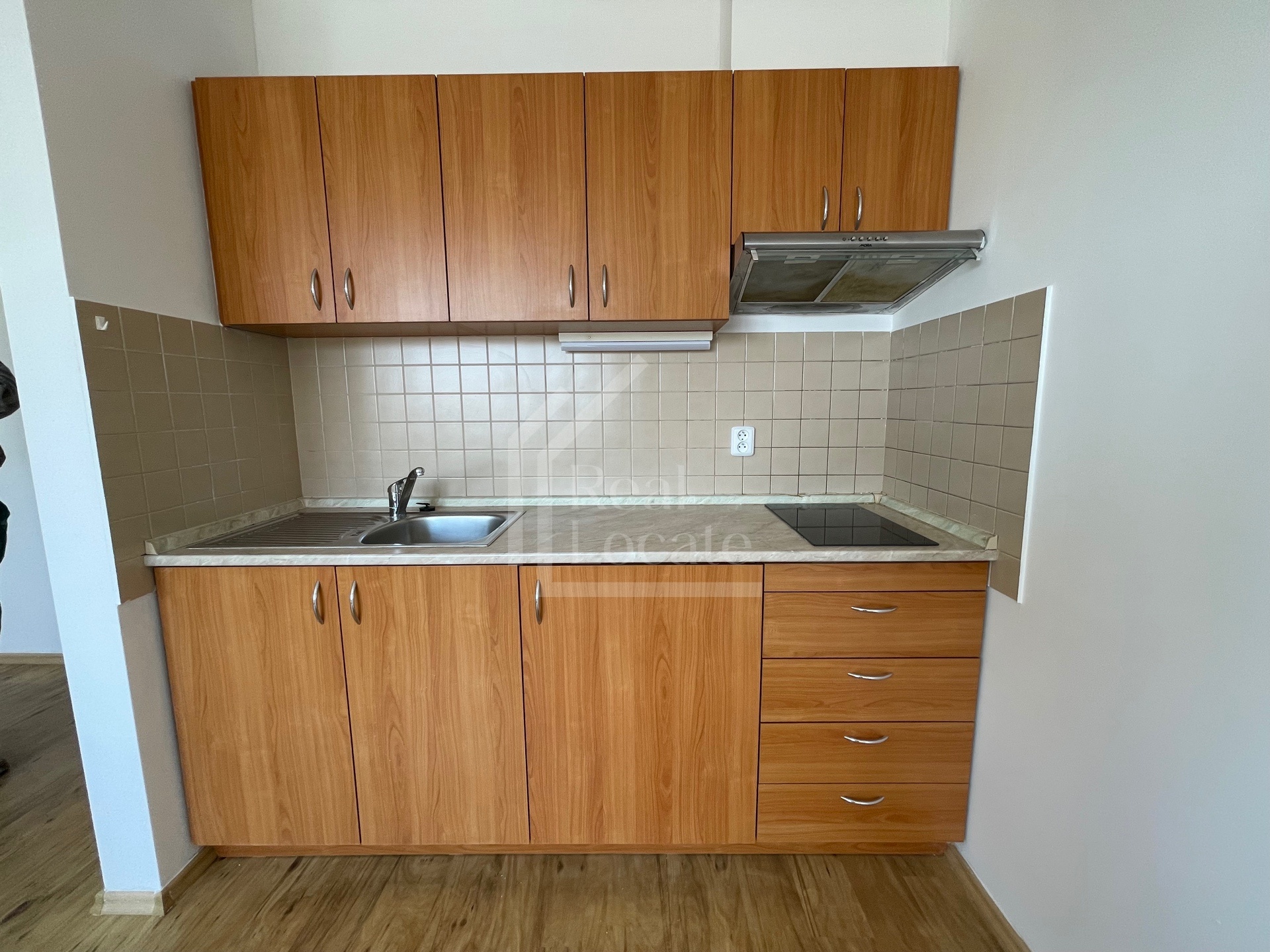 Pronájem bytu 1+kk a garsoniéry Praha 15 800 Kč za měsíc, foto 3