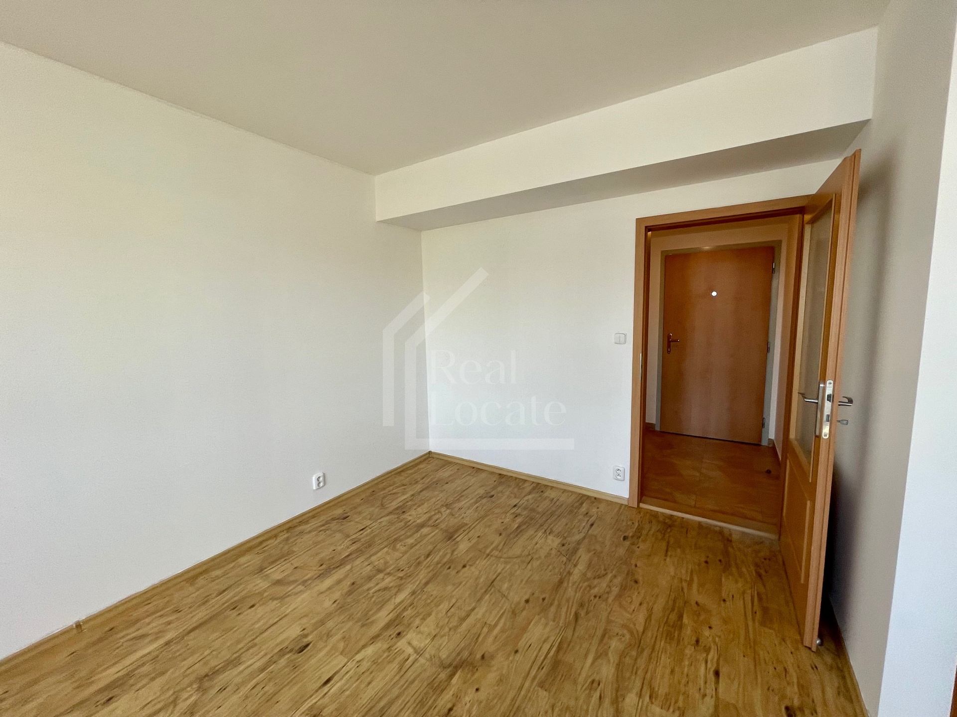 Pronájem bytu 1+kk a garsoniéry Praha 15 800 Kč za měsíc, foto 4