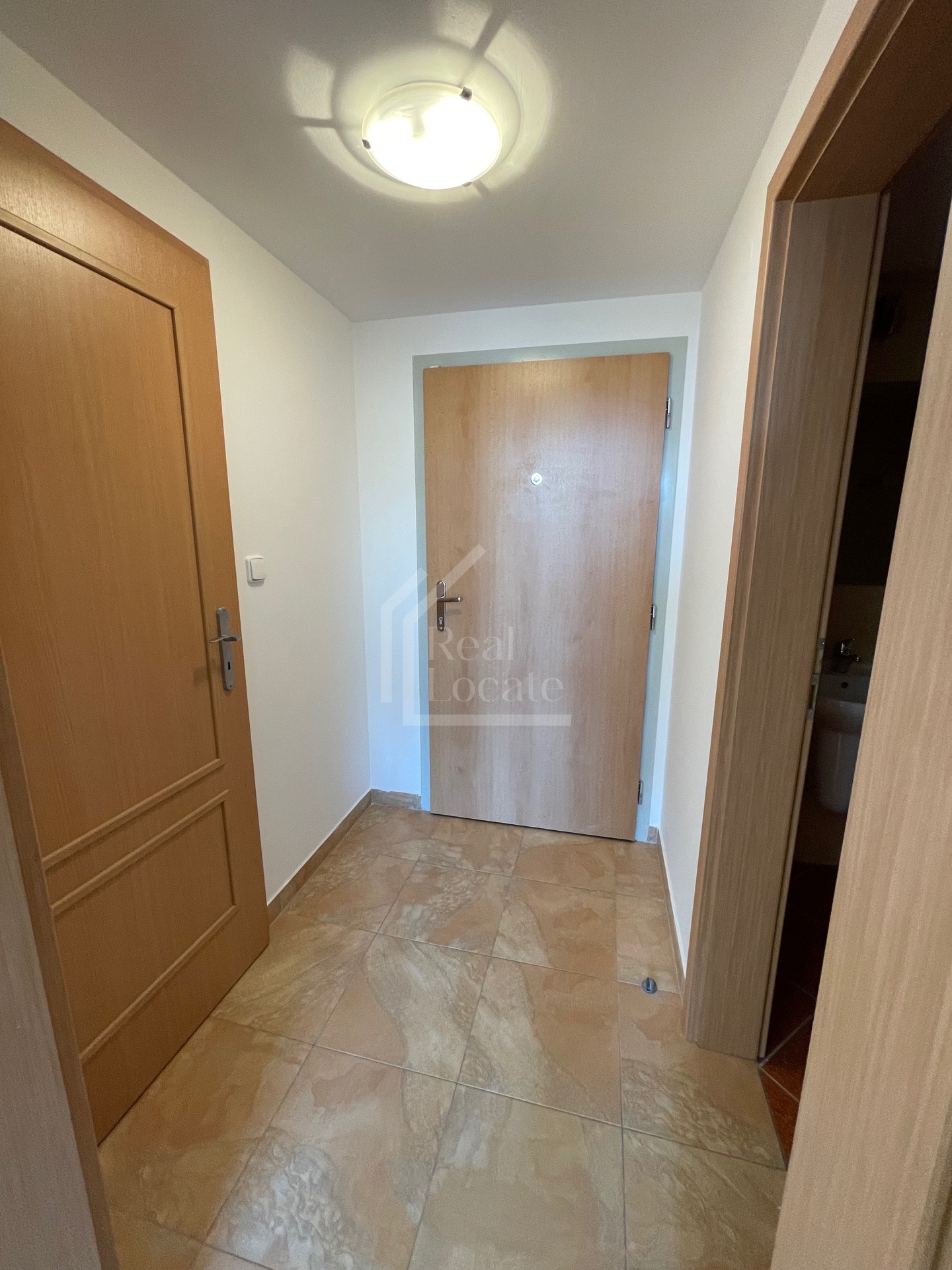Pronájem bytu 1+kk a garsoniéry Praha 15 800 Kč za měsíc, foto 8