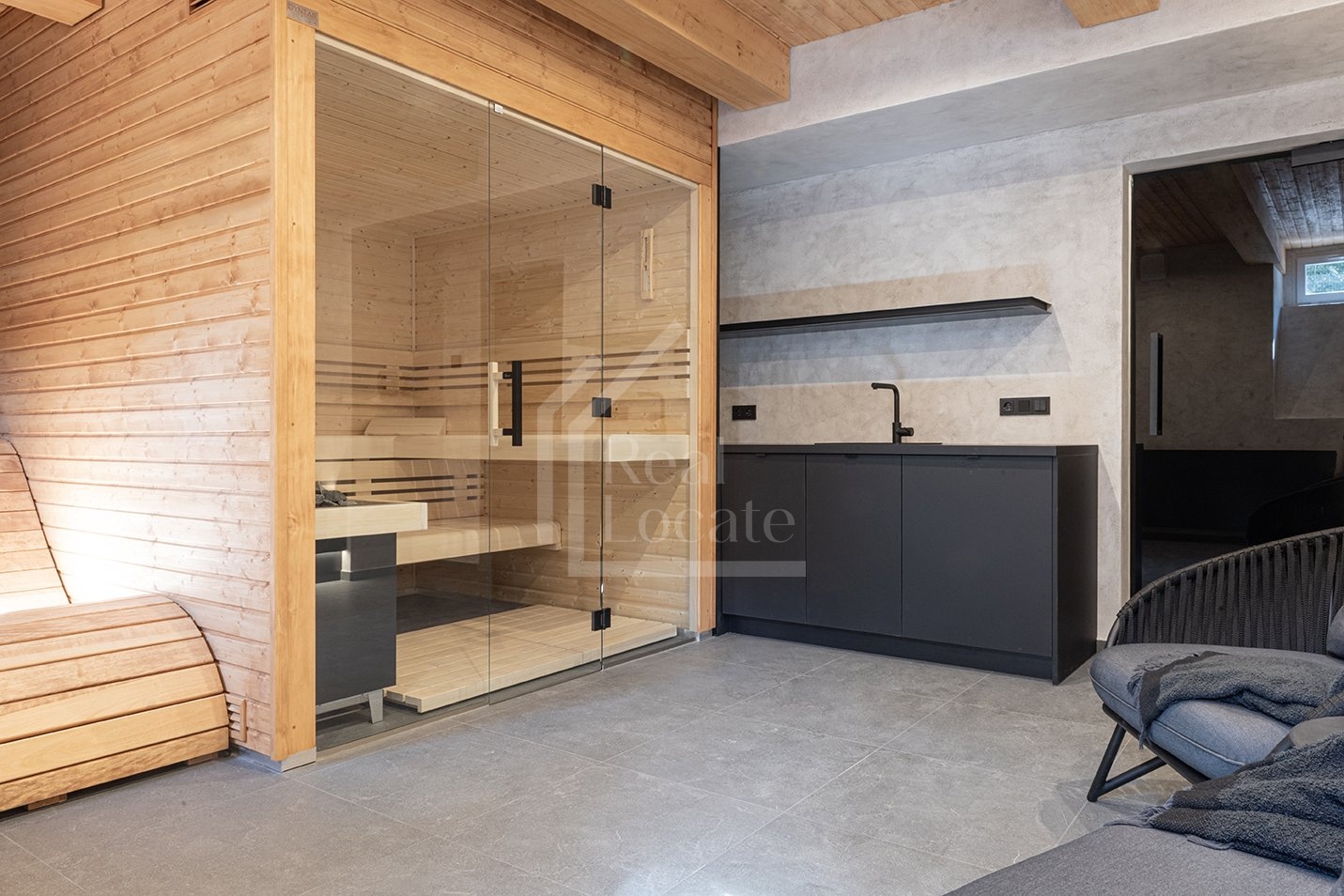 Vinohradska2_web_241a4724b3