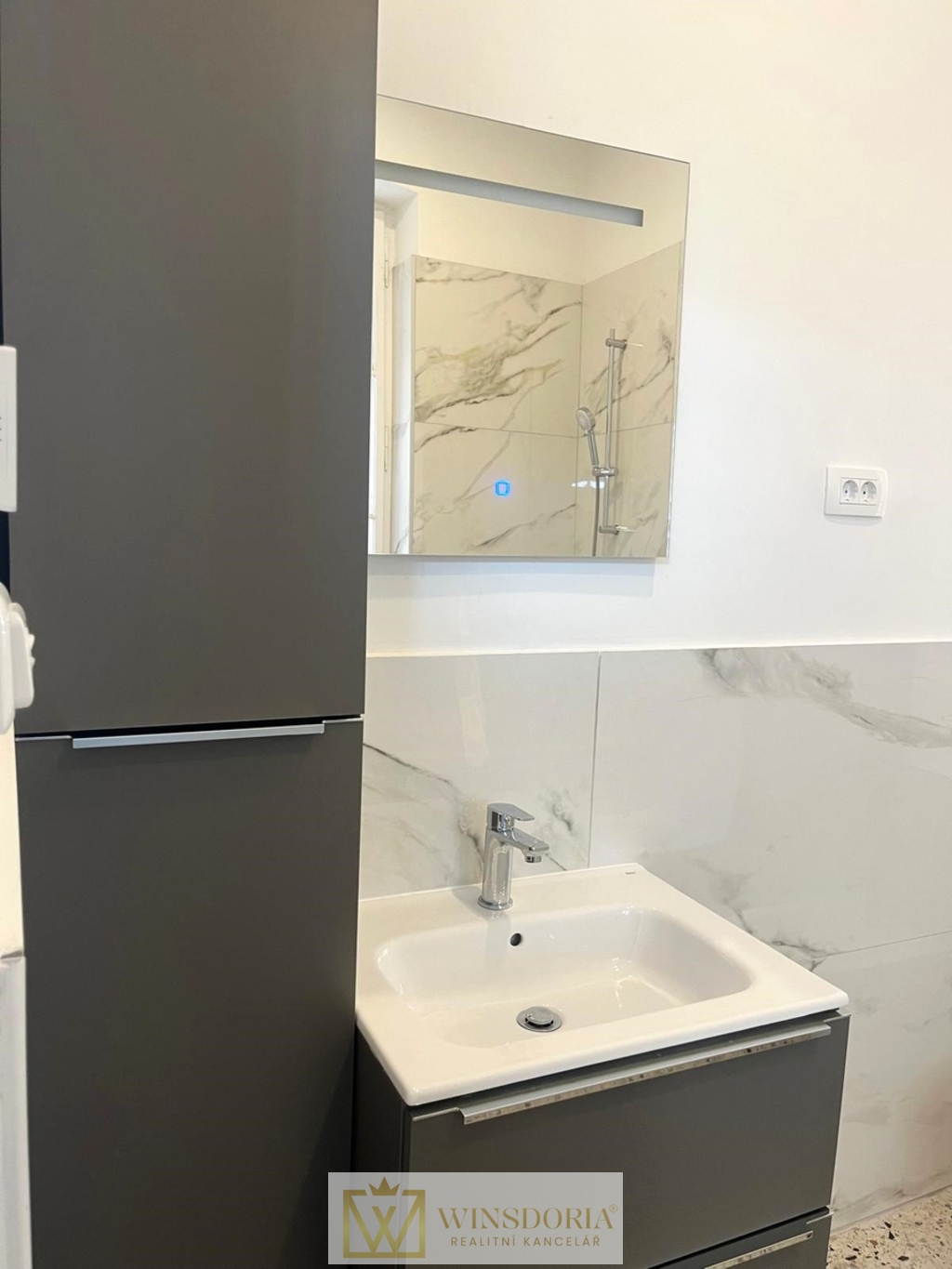 Moderní koupelna s elegantními detaily