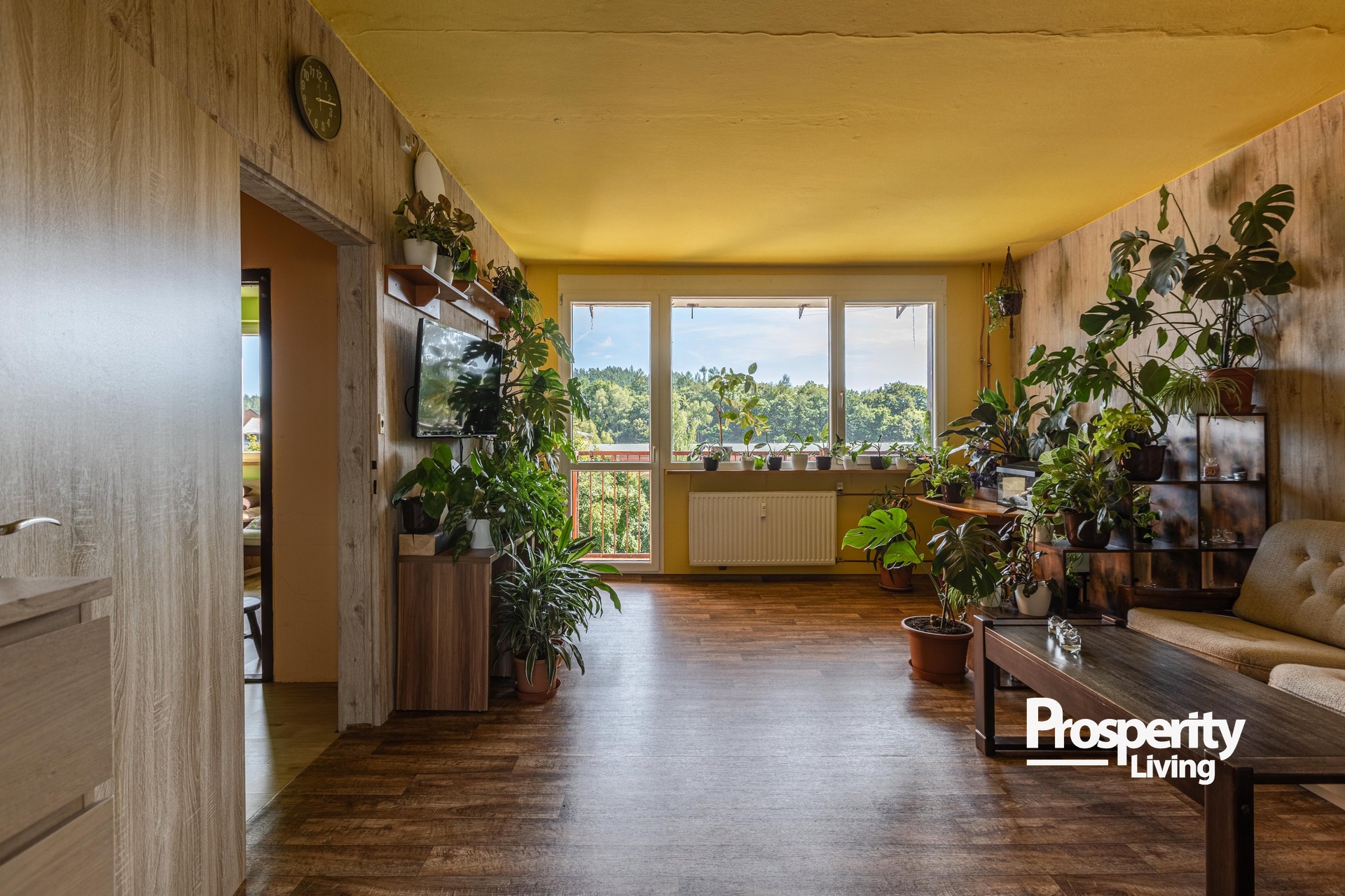 EOSR1531-HDR